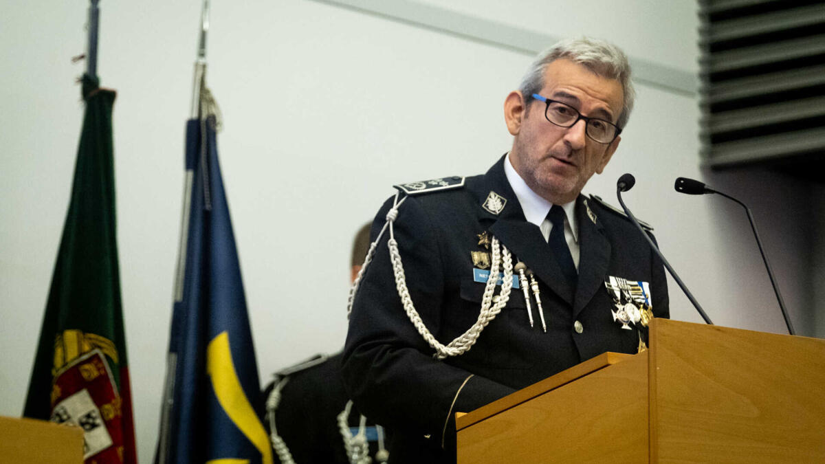 Comandante da PSP do Porto avisou que não aceita autobaixas - JN