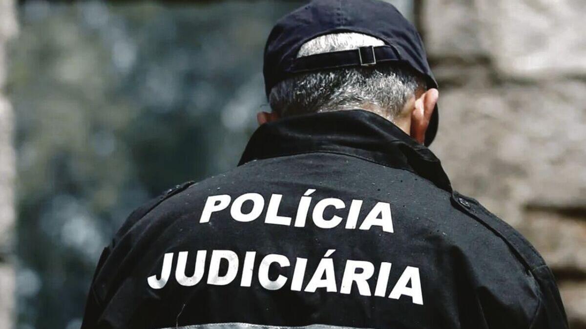 Foragida da cadeia mata mãe e enterra-a no quintal de casa em Olhão