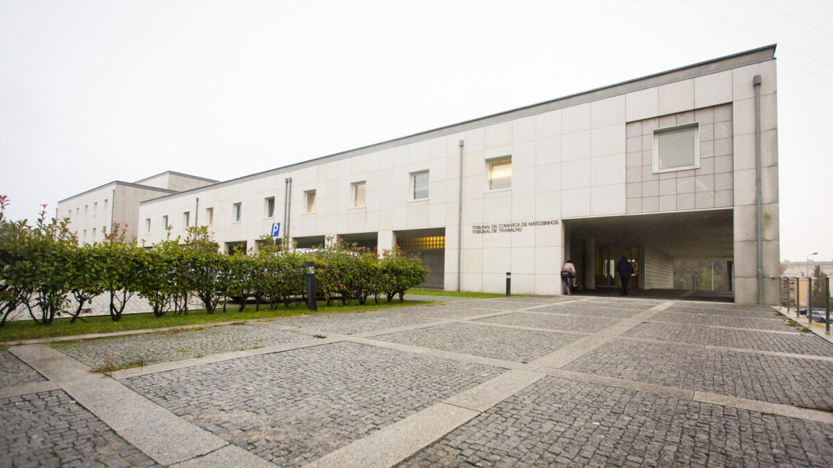 Homem detido em Vila do Conde por ameaçar mulher com faca saiu em liberdade