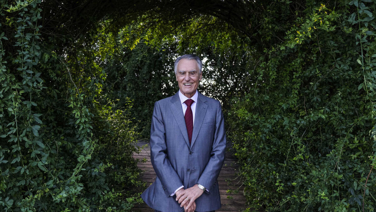 Cavaco Silva aconselha Costa a ser
