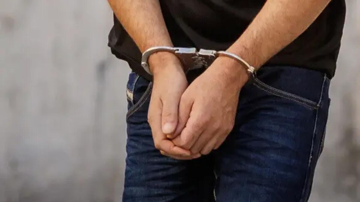 Detido em Lisboa homem procurado na Hungria por facilitar entrada de imigrantes ilegais - JN