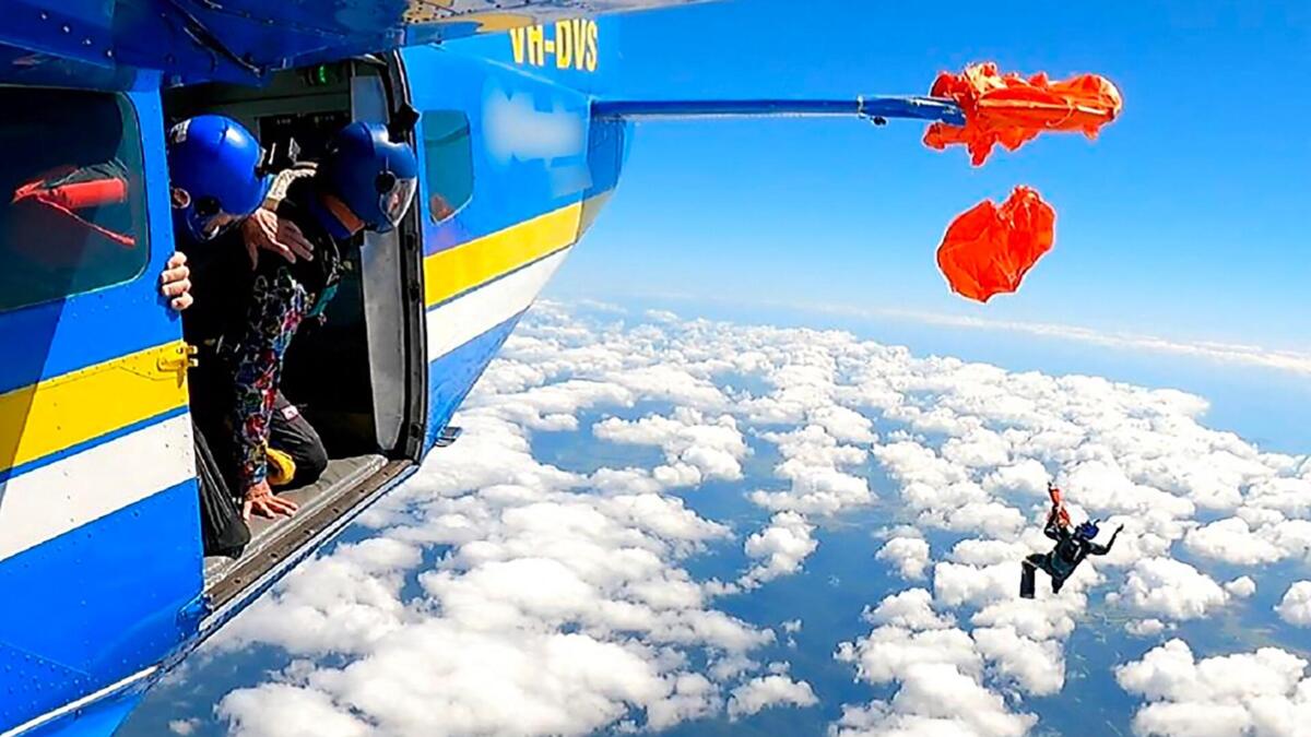 Parachutist Stuck on Plane Wing – Australia Video