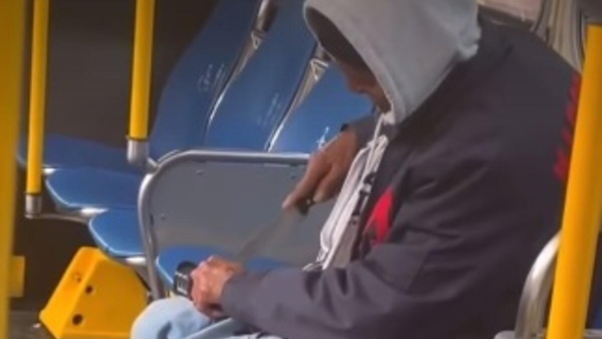 Immigrant Sharpening Knife on Metro Video - Not Filmed in Portugal - News Directory 3