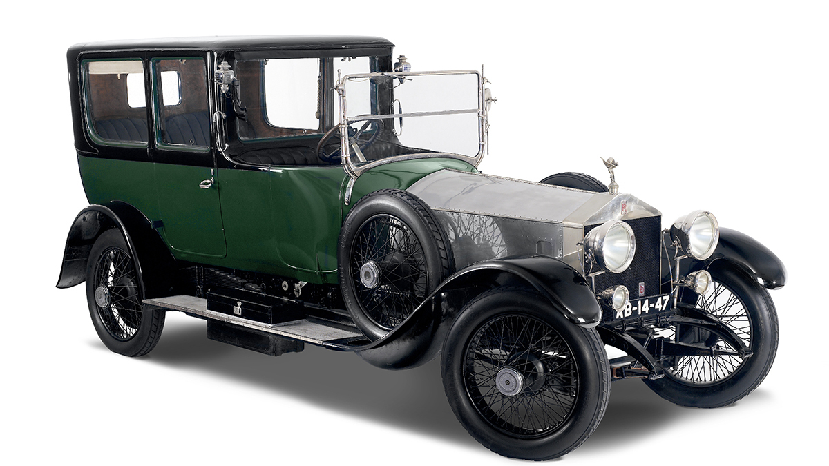 Vintage Rolls-Royce from Caramulo Museum Destroyed in Viaduct Collision
