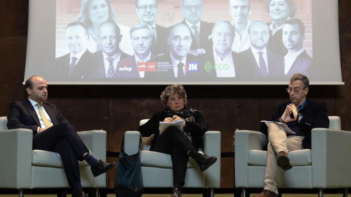 Faltou "transformar a economia" para reter os jovens em Portugal