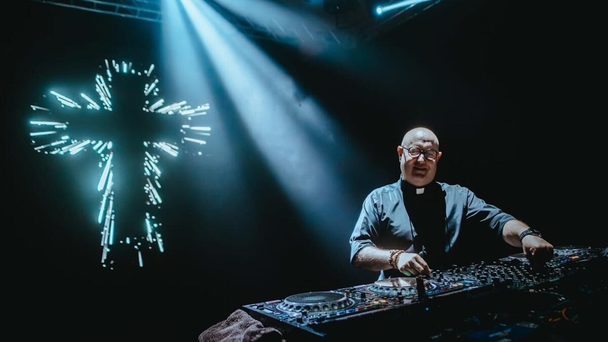Padre Guilherme atua este sábado em Alfândega da Fé