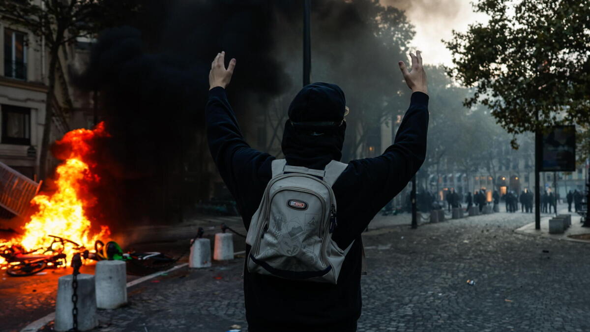 Lecornu anuncia 1200 detenções e 150 polícias e gendarmes feridos em jornada de protestos