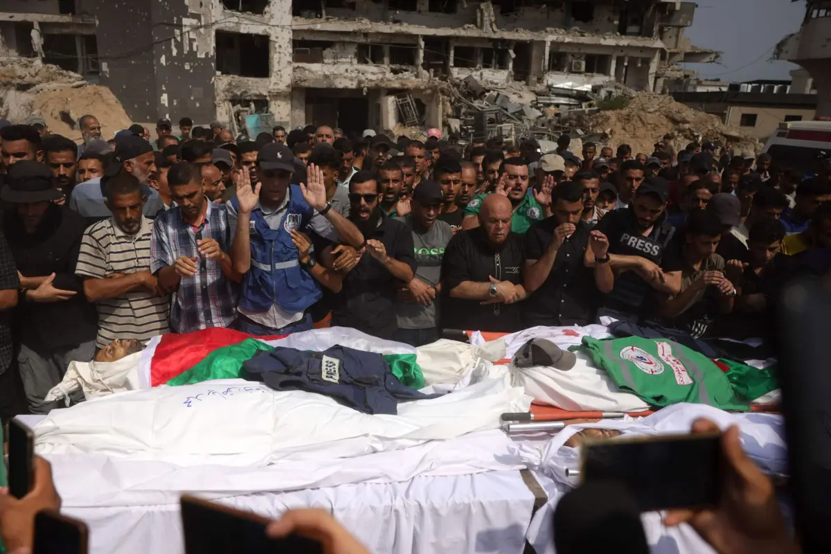 O ataque de precisão atingiu a tenda dos jornalistas junto ao hospital Al Shifa