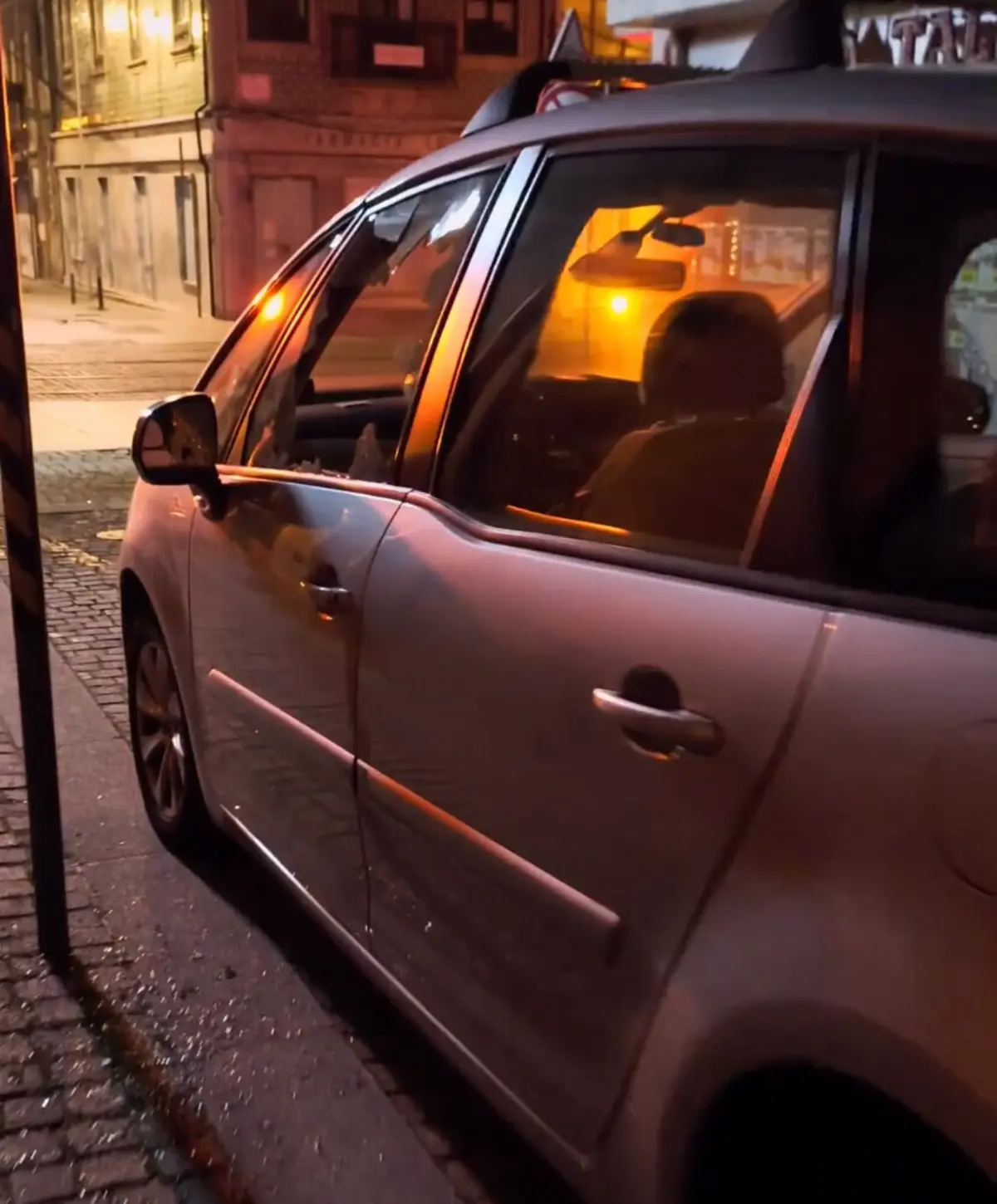 Mais oito carros vandalizados desta vez em Matosinhos