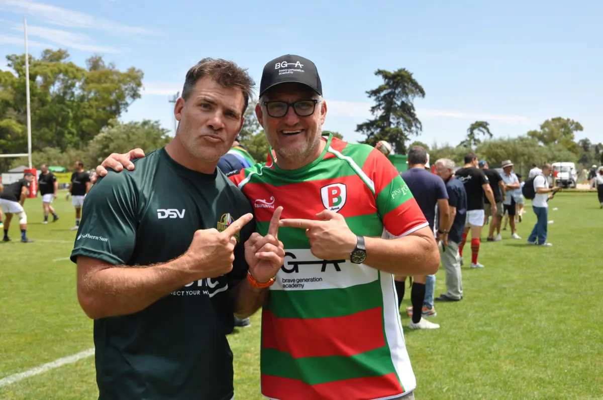 Tim Vieira (à esquerda) é o organizador do torneio há quatro anos