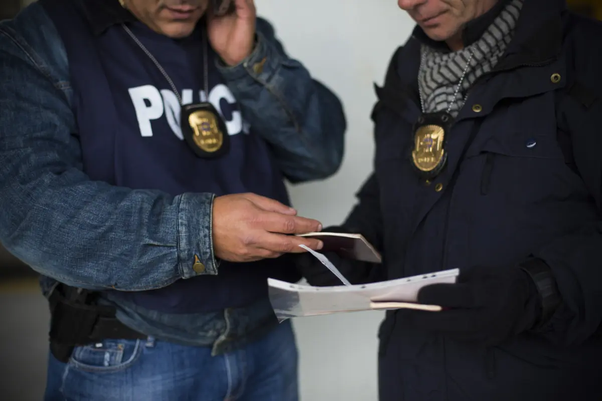 Os dois detidos irão ser presentes a primeiro interrogatório judicial para aplicação das medidas de coação