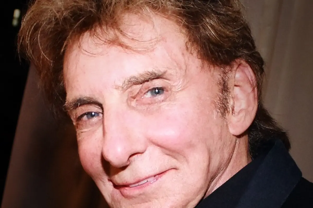 Imagem de contexto do artigo Cantor norte-americano Barry Manilow diagnosticado com cancro do pulmão