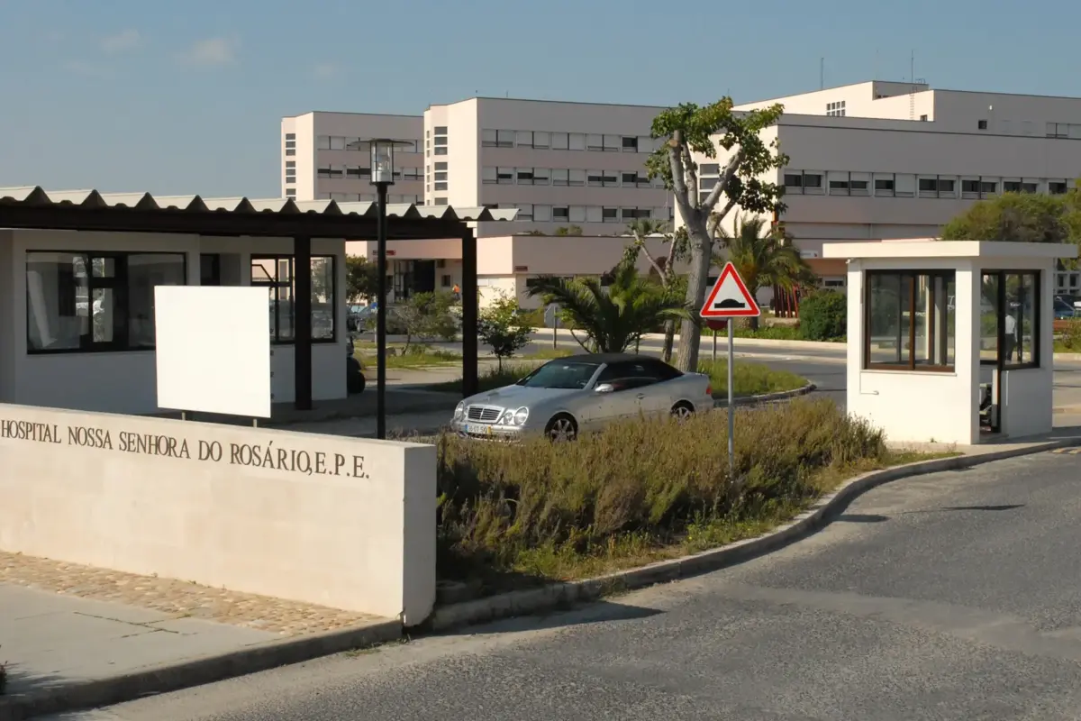 Hospital não atendeu utente que teve alta nas 24 horas que antecederam o episódio de urgência