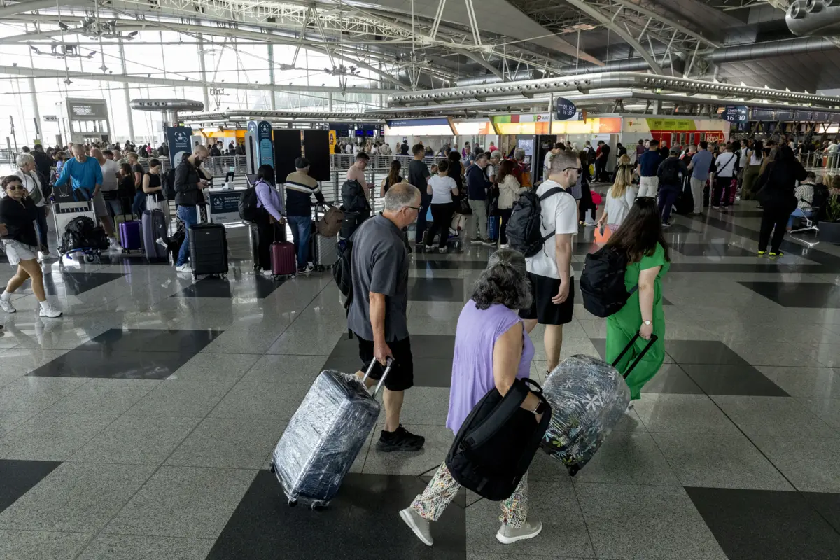 Criminosos equipam malas com dispositivos GPS para facilitar a localização