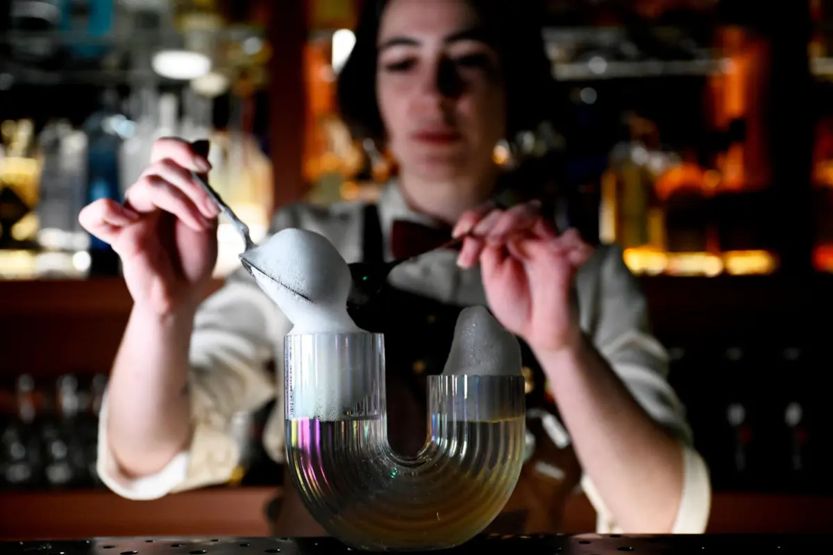 Bar de cocktails Red Frog, em Lisboa