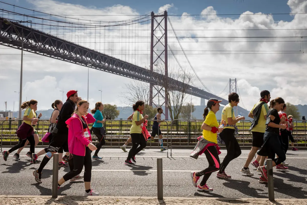 Imagem de contexto do artigo Maratona condiciona zona ribeirinha em Lisboa, Cascais e Oeiras no domingo