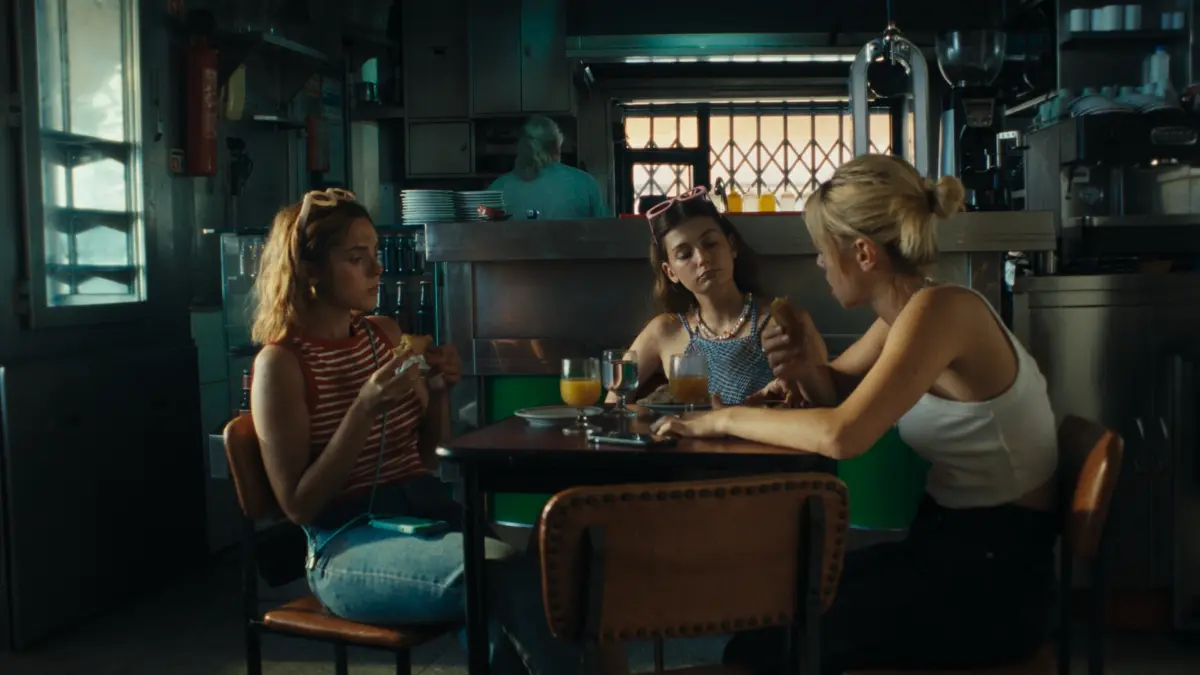 Catarina Rebelo, Madalena Almeida e Laura Dutra: o melhor trio de atrizes da sua geração