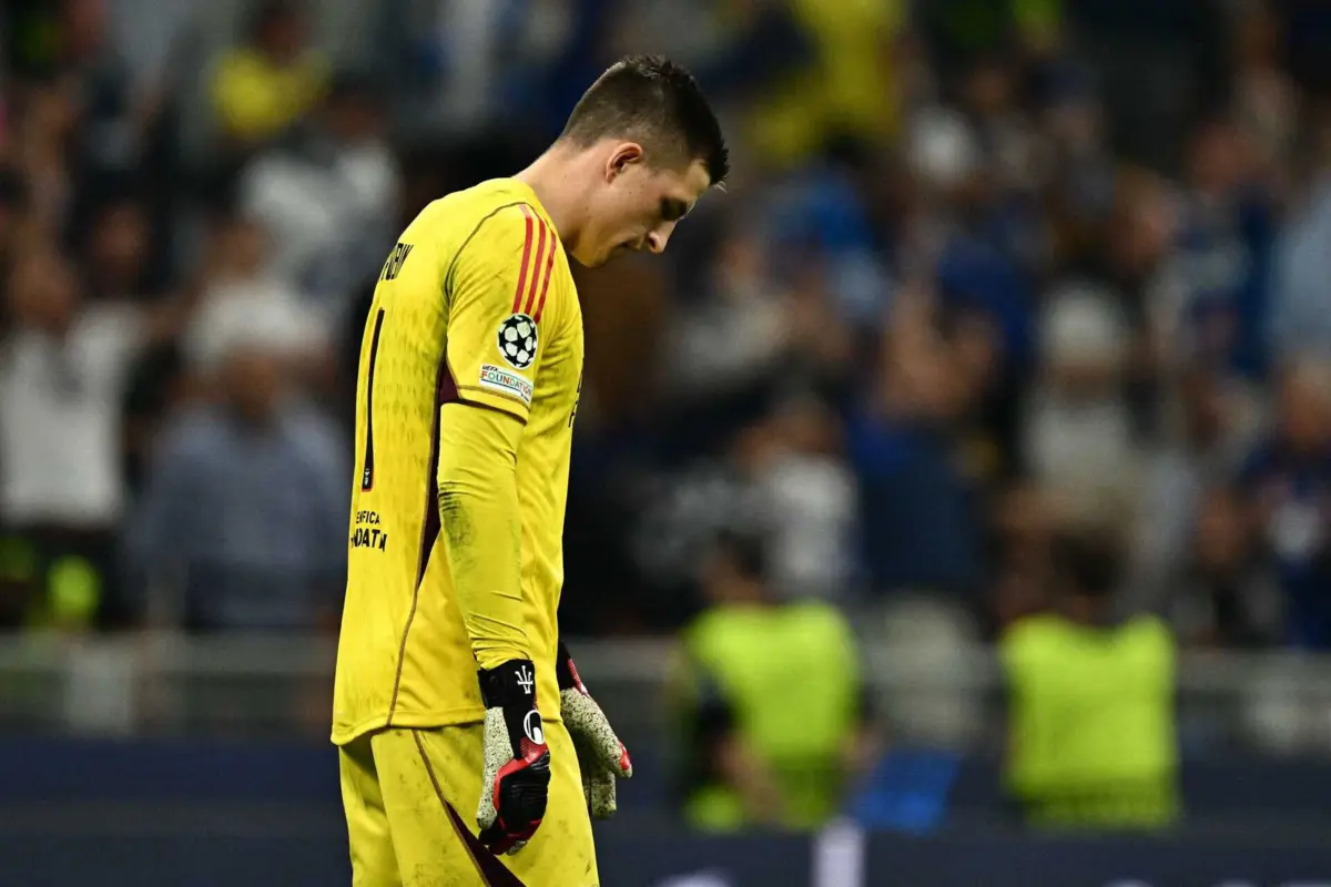 Trubin foi figura e manteve as águias no jogo