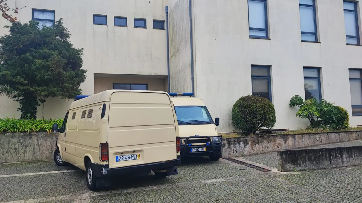 Imagem de contexto do artigo Catorze pessoas julgadas por tráfico de droga no tribunal de Espinho