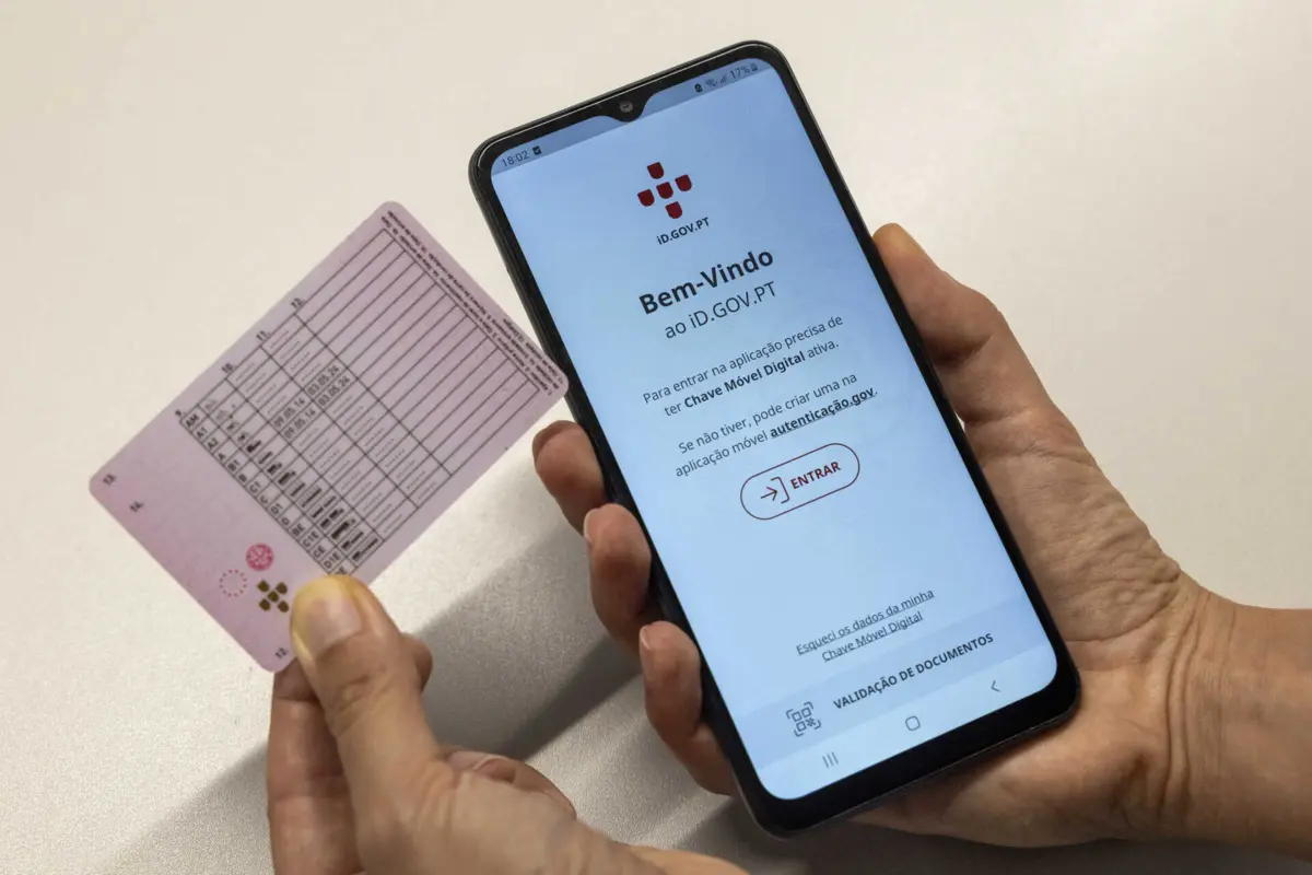 Condutores vão receber uma notificação, através da aplicação móvel ID.gov, a avisar do prazo da renovação