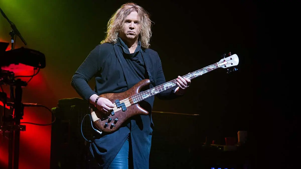 Billy Sherwood, agora baixista dos históricos Yes