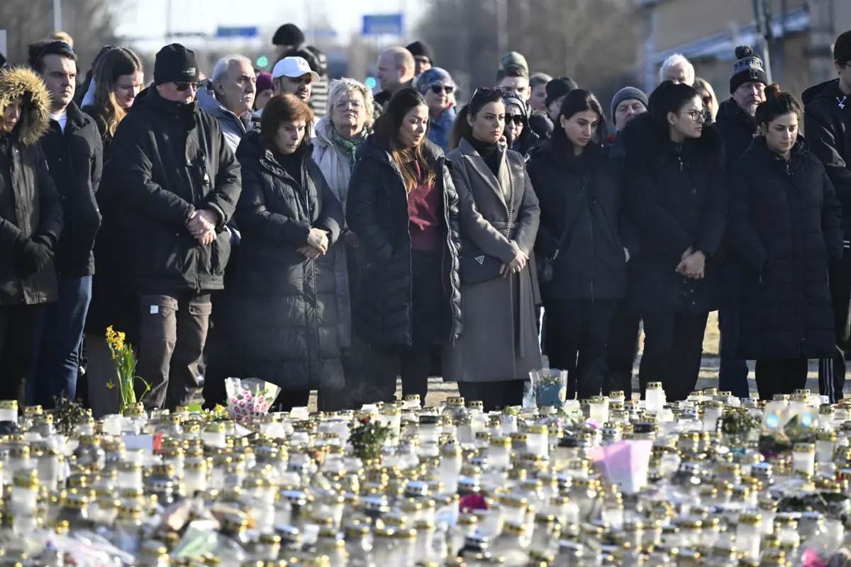 Entre os 11 mortos no tiroteio estão sete mulheres e quatro homens