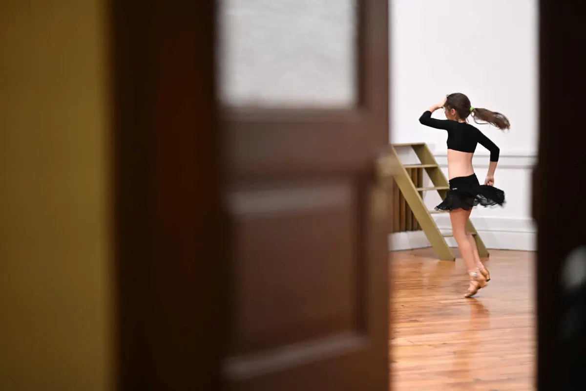 A música, teatro e dança ficarão situadas no piso inferior da escola