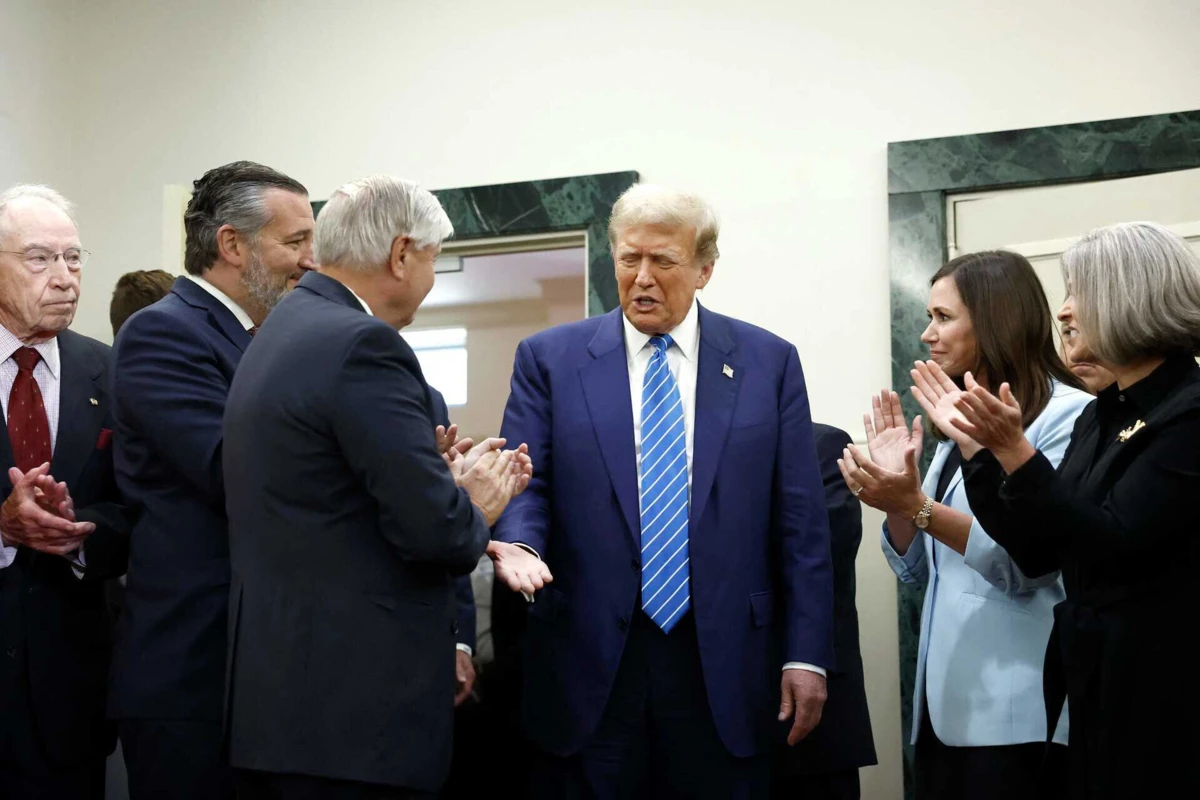 Imagem de contexto do artigo Trump visita Capitólio pela primeira vez desde ataque de 6 de janeiro