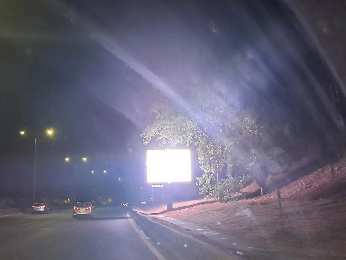 Imagem de contexto do artigo Moradores preocupados com painel luminoso na Segunda Circular