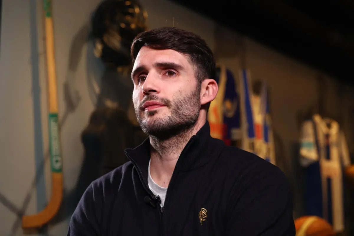 Guarda-redes espanhol está há sete temporadas nos azuis e brancos