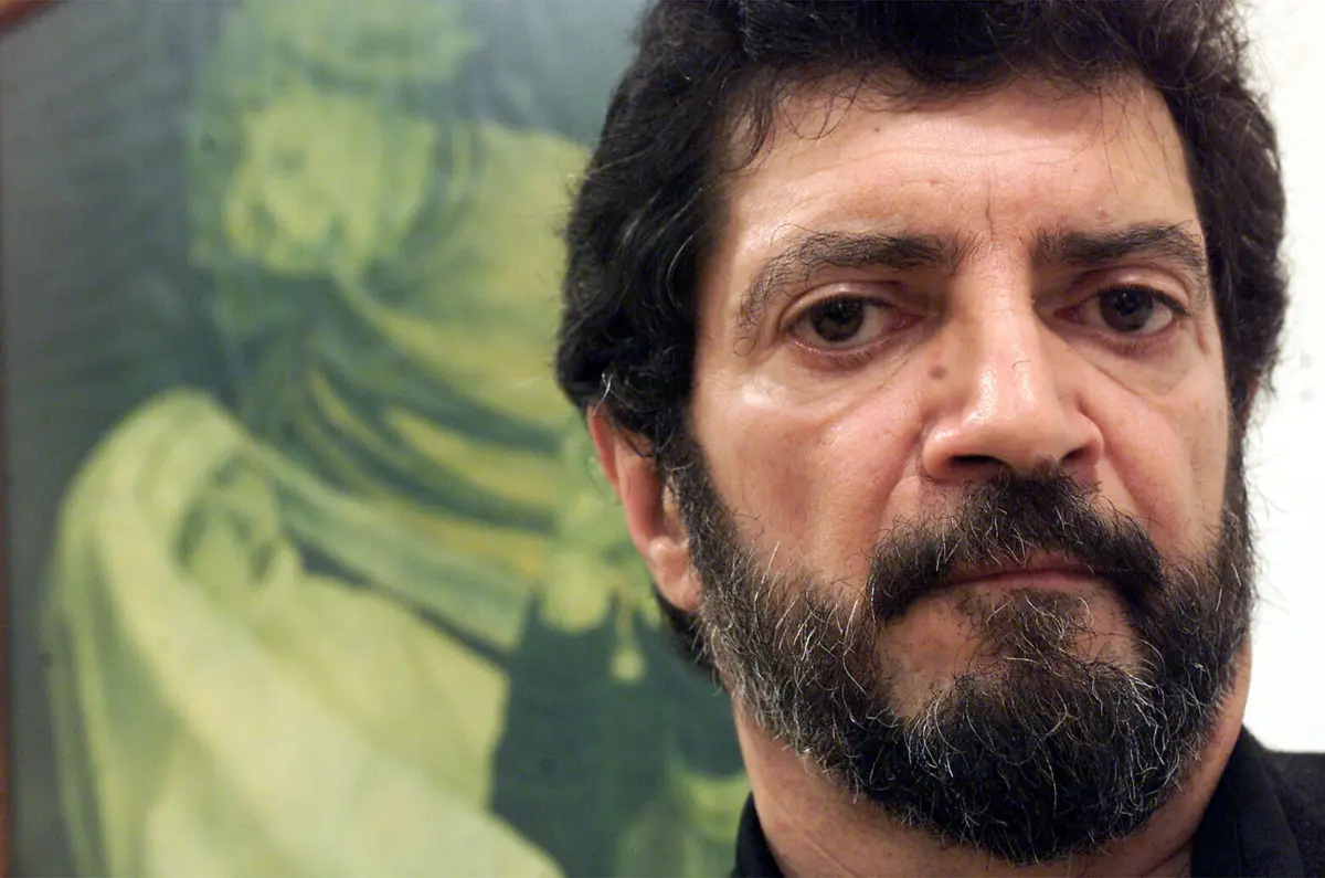 Poeta Manuel Gusmão em 2002