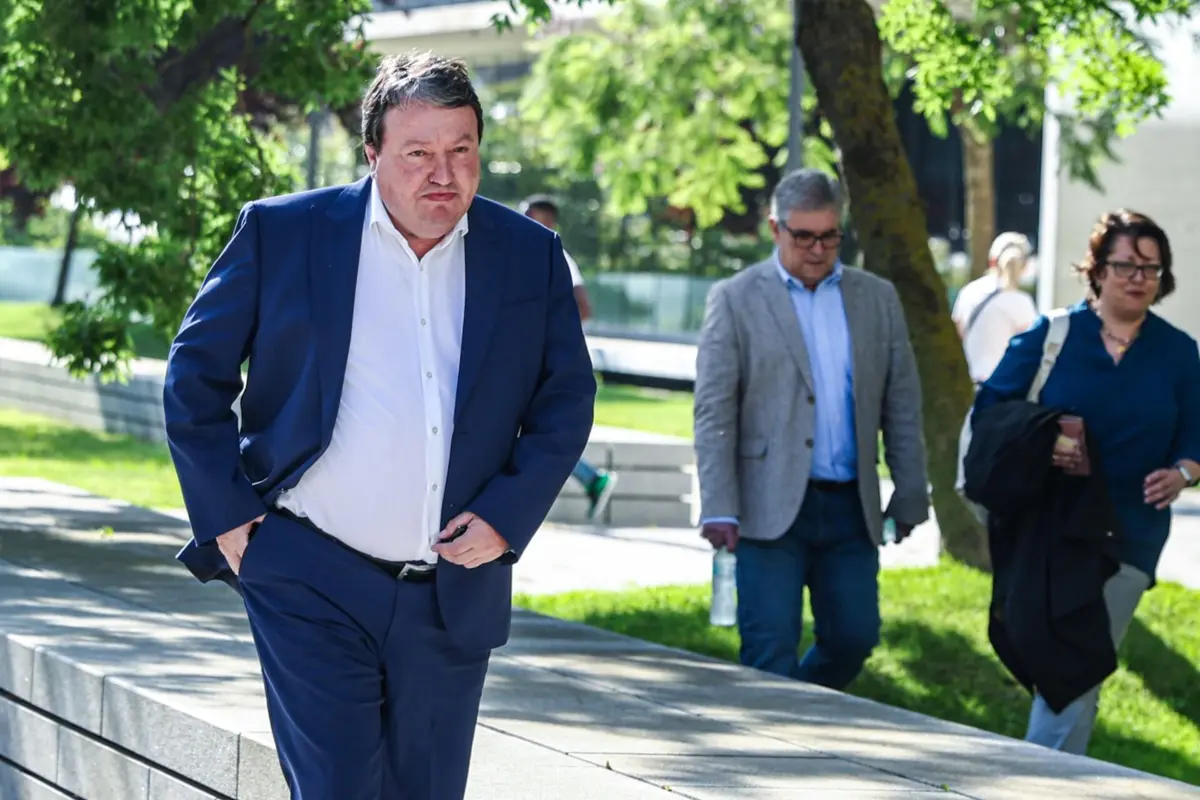 José Conde Rodrigues admitiu que as informações que transmitia a Carlos Santos Silva eram recolhidas através de fontes abertas