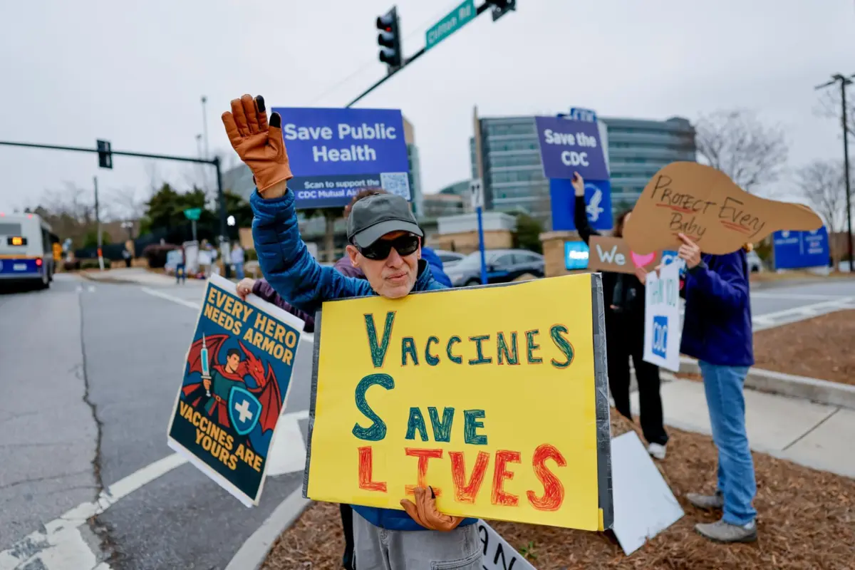 A decisão de Kennedy Jr. faz parte de uma longa lista de medidas do Governo dos EUA para desencorajar a vacinação