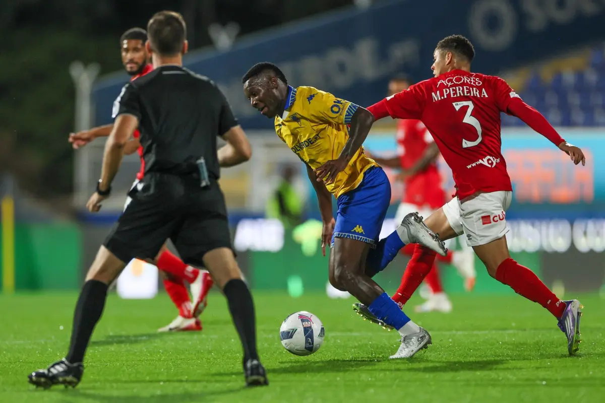 Açorianos venceram o Estoril