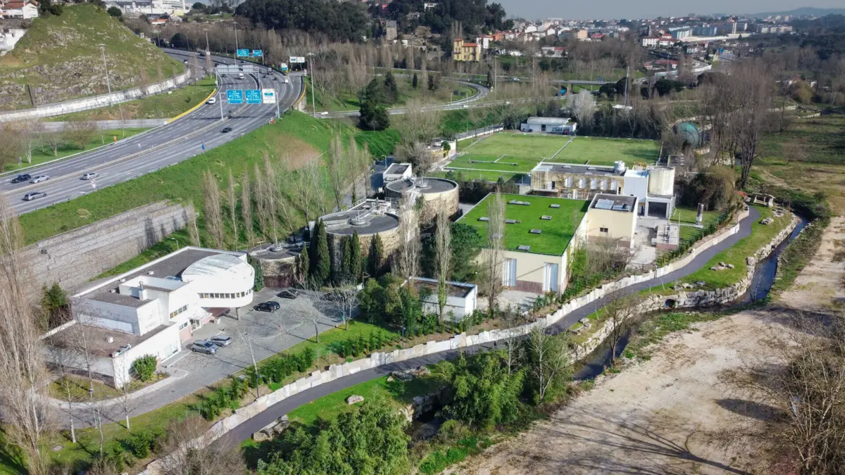 Solução instalada desde setembro de 2023 na ETAR do Freixo permite reutilização de água para limpeza