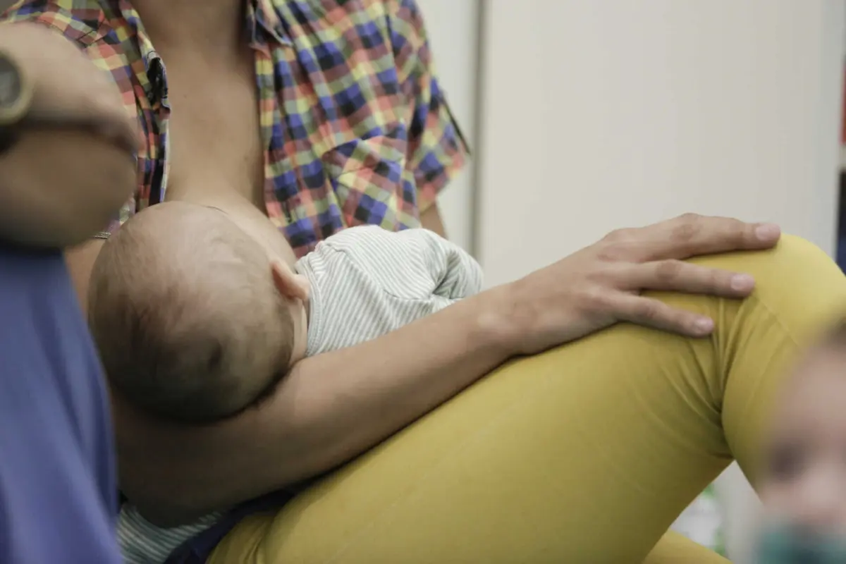 Amamentação dá direito a redução de até duas horas da jornada laboral diária