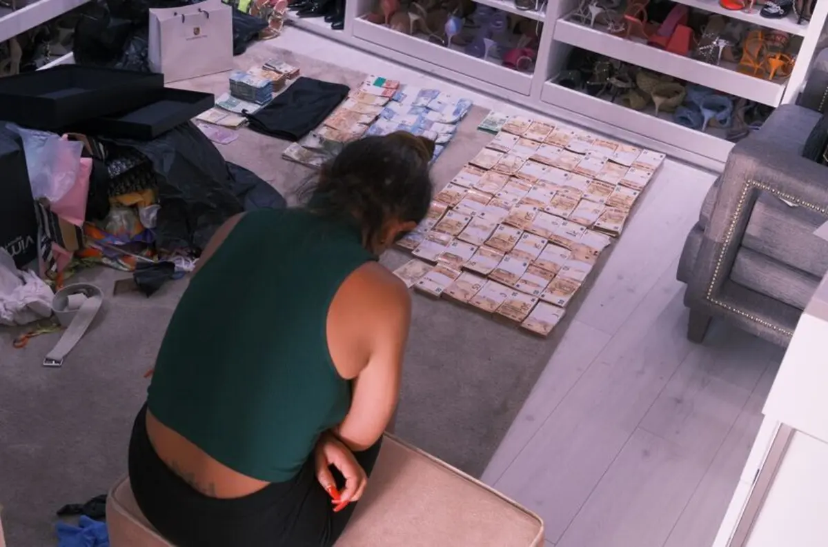 Casal tinha perto de meio milhão de euros em casa