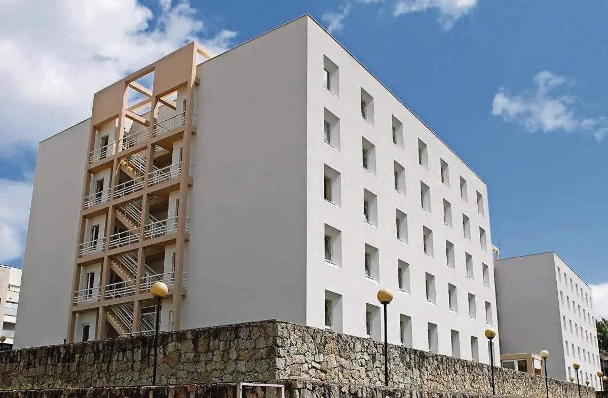 Terreno, na Rua de Francos, foi ocupado com residências universitárias