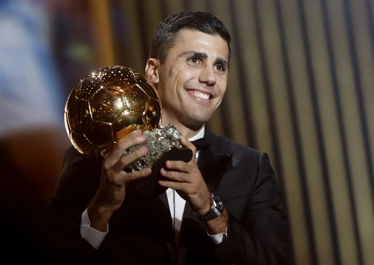 Rodri foi campeão europeu pela Espanha e eleito o melhor jogador do Euro2024