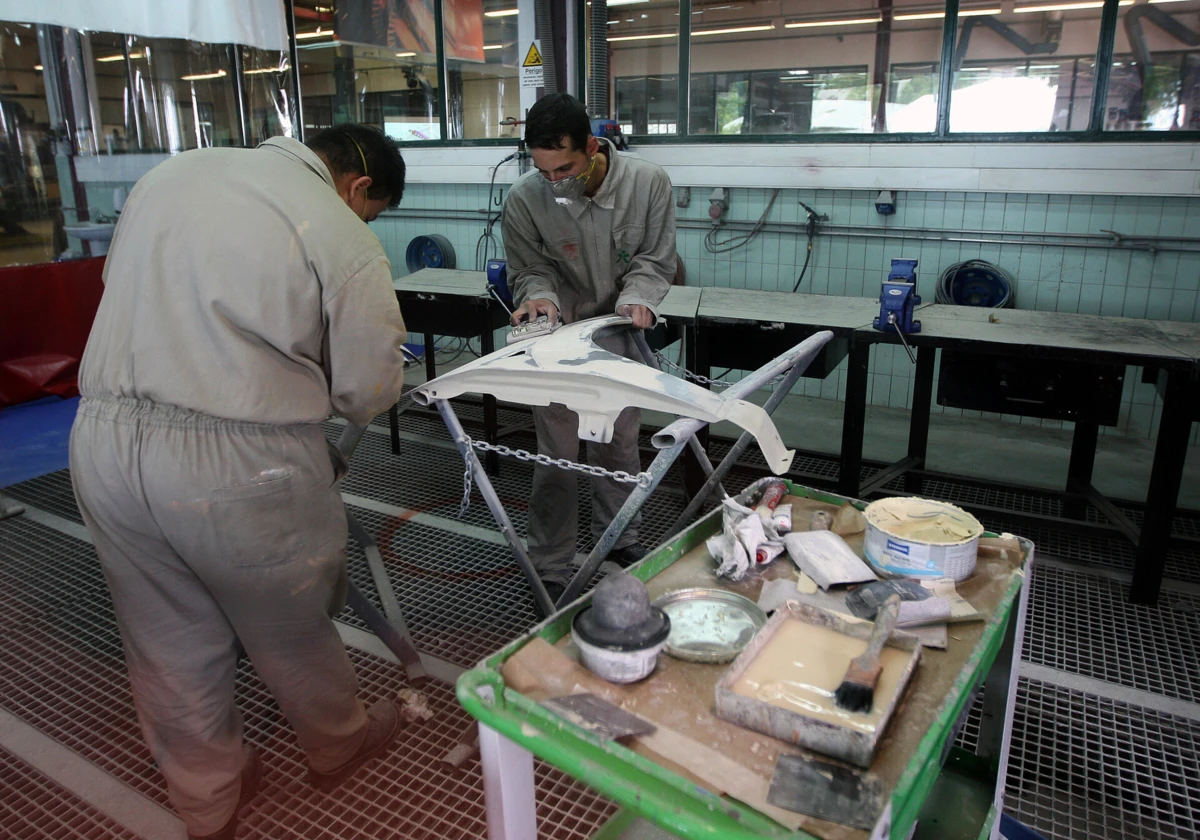 Há escassez de técnicos especializados na pintura de automóveis