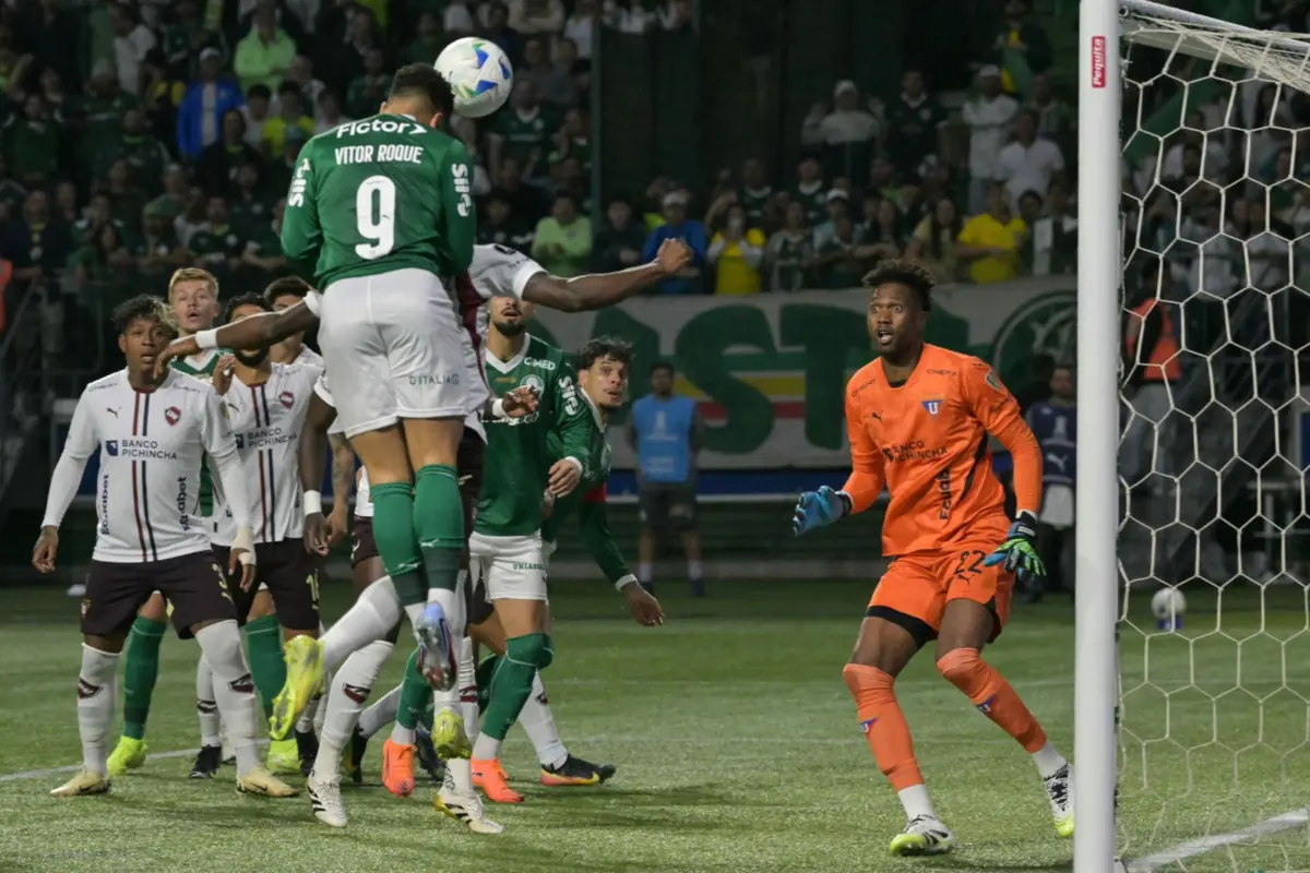 Palmeiras segue a perseguir o Flamengo