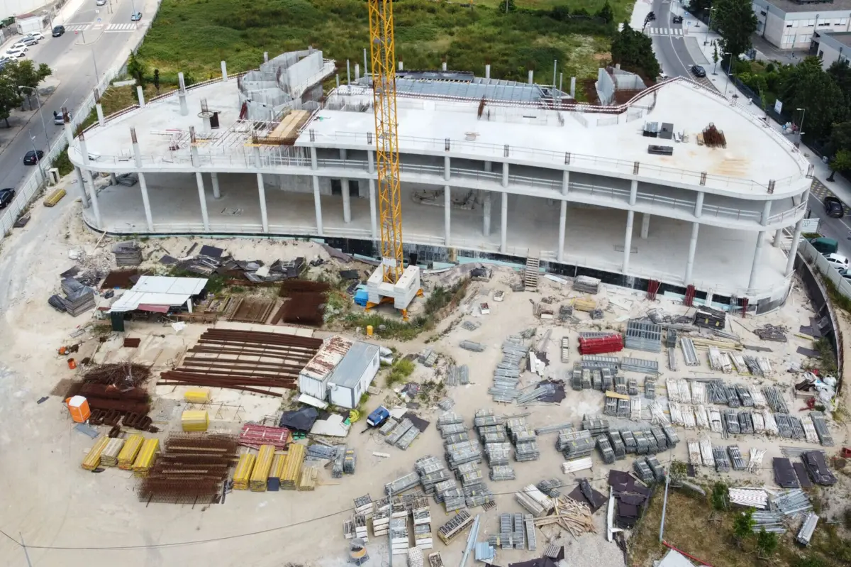 Obras da Casa da Democracia estiveram paradas durante algum tempo