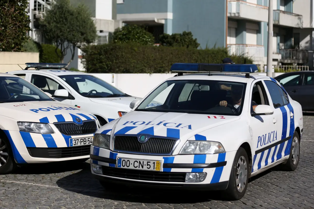 Objeto arremessado pelo suspeito era uma arma de fogo com calibre 6.35mm, motivo pelo qual foi detido pela PSP