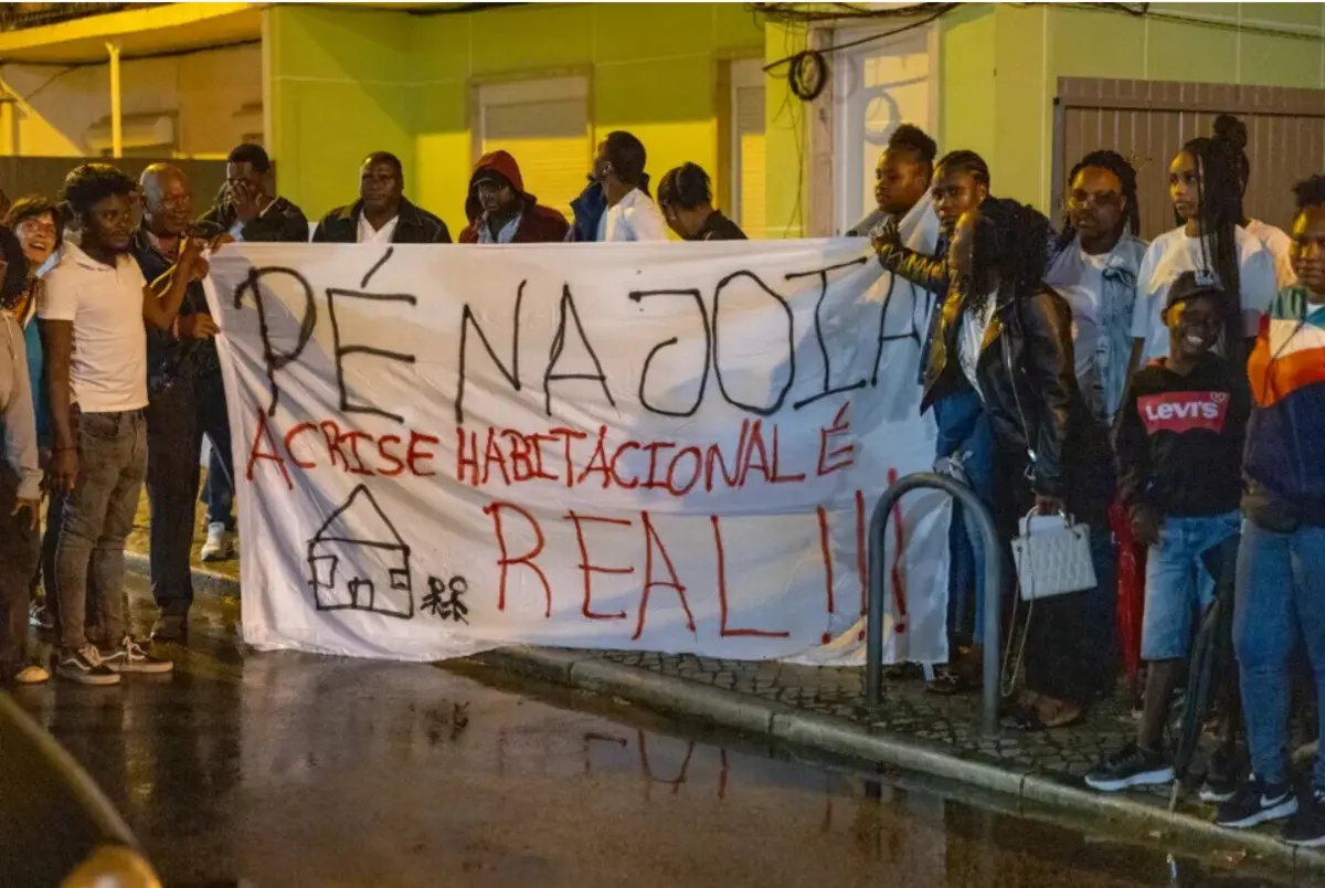 Moradores do bairro de Penajóia estão sem luz e sem água desde o Natal