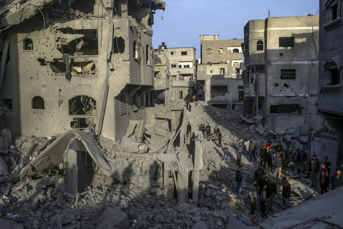 A ofensiva de Israel em Gaza já fez 44.612 mortos