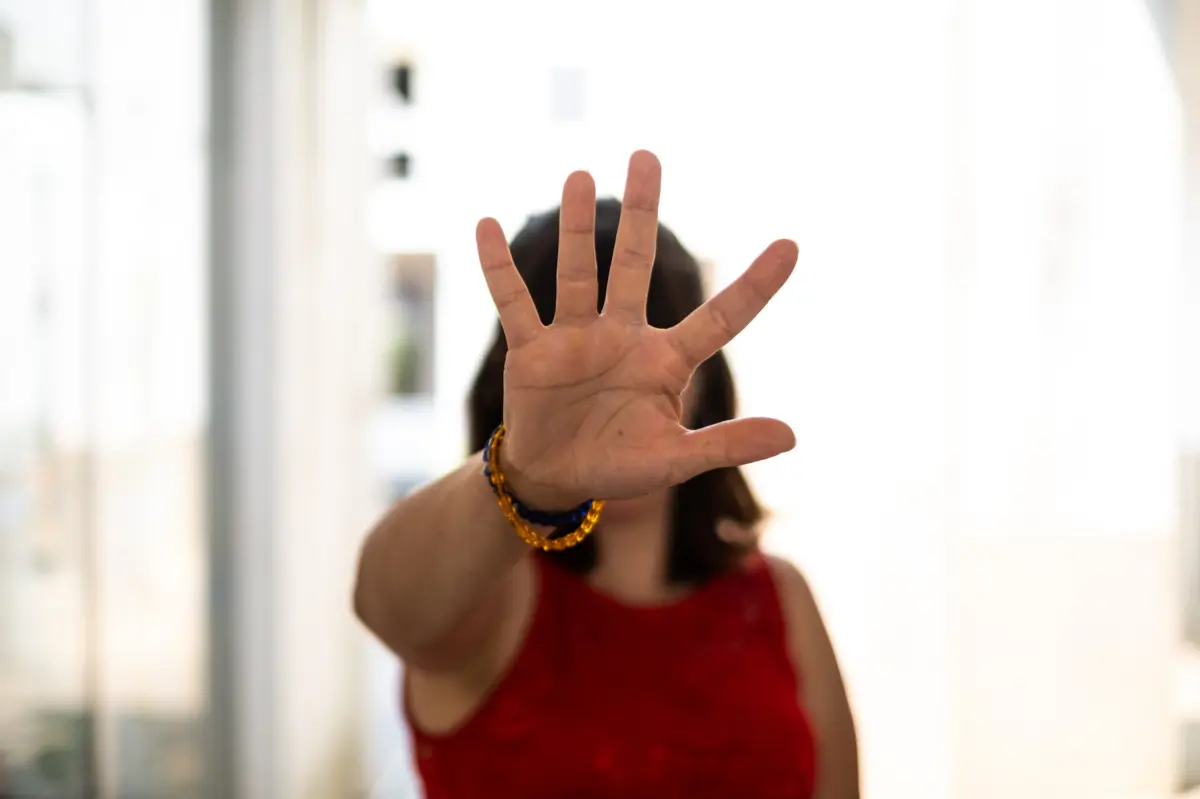 Mulher terminou relação e homem não se conformou