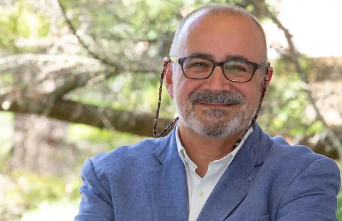 O microbiologista Ignacio López-Goñi, da Universidade de Navarra, em Espanha