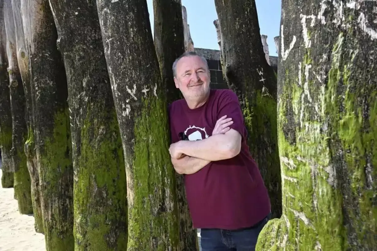 Velibor Colic transforma a sua experiência de vida em material literário impressivo emm "O livro das despedidas" (edição Gradiva).