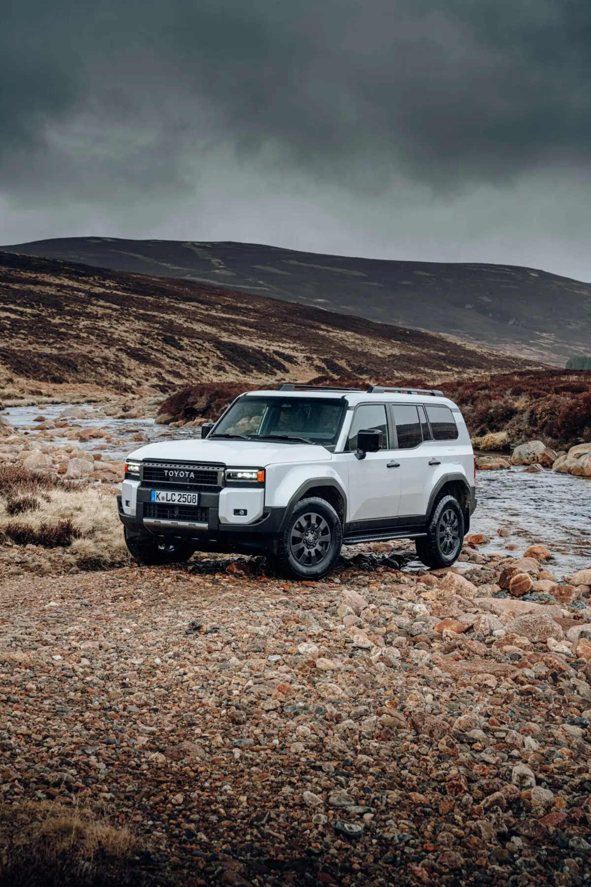 Land Cruiser surge renovado e melhor que nunca