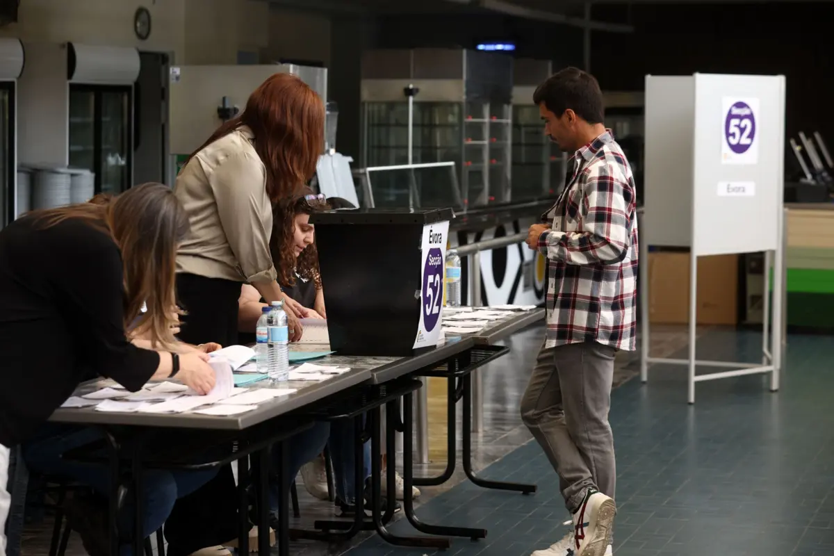 Foram enviados mais de 1,5 milhões de impressos para o estrangeiro